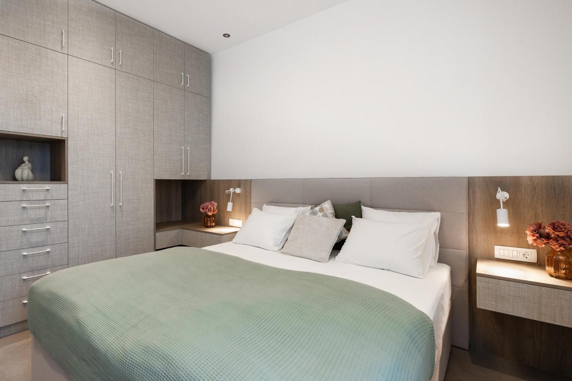 Gabi- New , 5 Min Walk From Diocletian S Palace Apartment