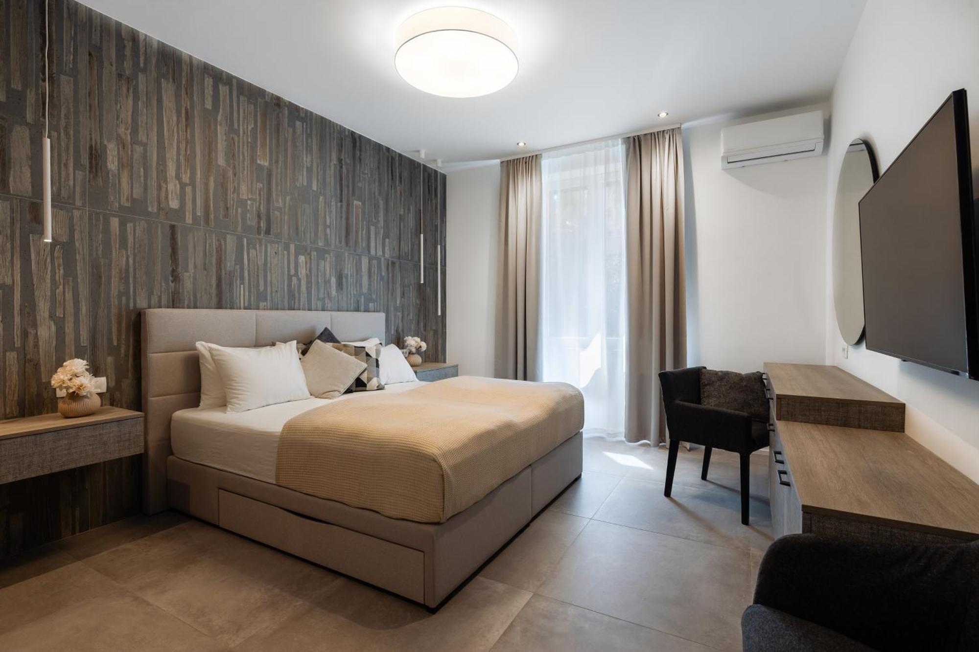 Gabi- New , 5 Min Walk From Diocletian S Palace
